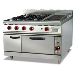 Freestanding gas range With Cabinet